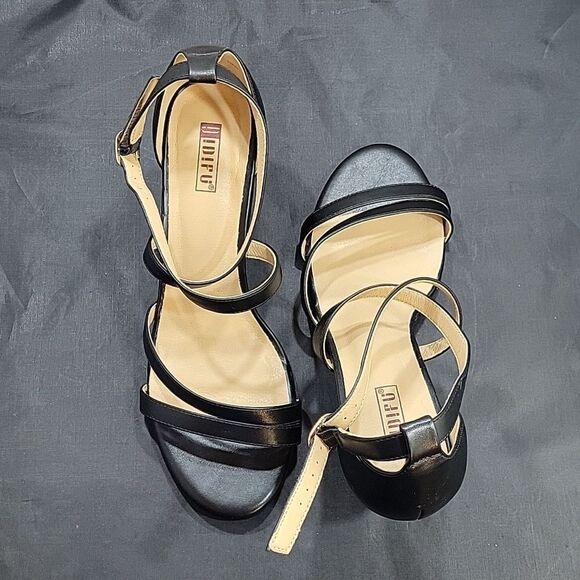 DIDIFU WEDGE MULTI-STRAP ADJUSTABLE BUCKLE ROUND TOE SANDAL - Picture 11 of 16